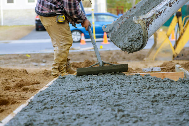 Best Custom Concrete Contractor  in Savage, MN